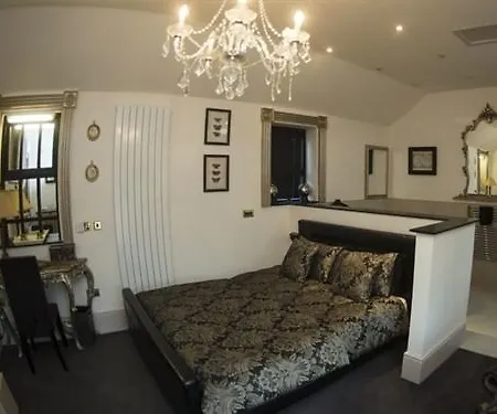 The White Heart Mini-hôtel
